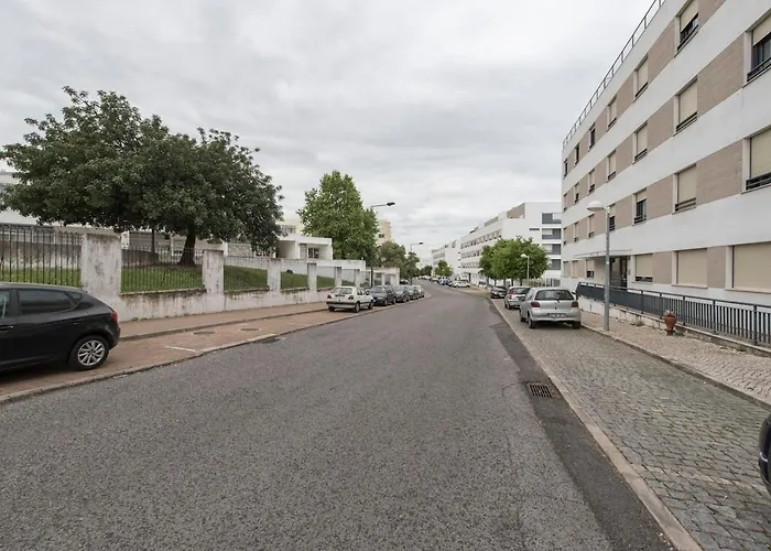 Lovely 3 Bedroom For The Perfect Stay In Lisbon